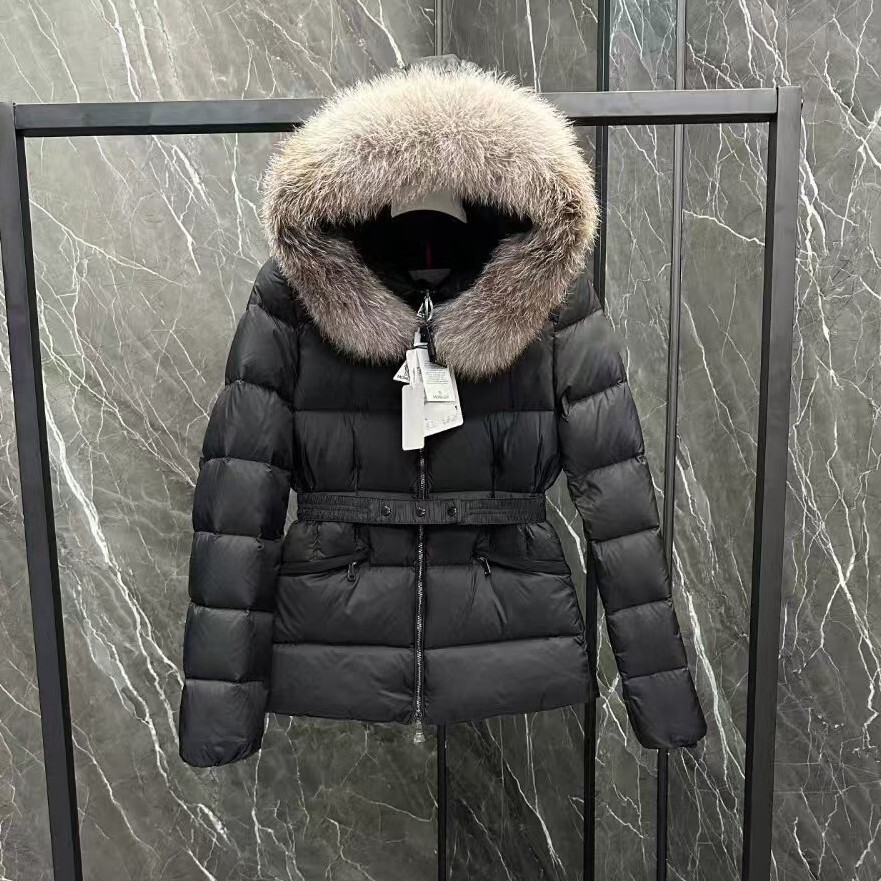 M Home 2024 New Large Hairy Collar with Mengkou Correct Version, Trendy and Fashionable Versatile Down Jacket