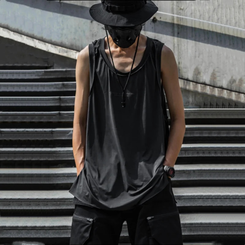 Spring Summer Men Reflective Sport Tank Tops Y2K Dark Punk Style Techwear Vest Personality Printed Sleeveless T Shirt 250318