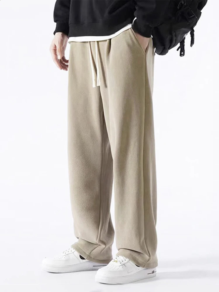 Winter Mens Sweatpants Korean Fashion Thick Warm Fleece Wide Leg Straight Loose Track Pants Male Casual Thermal Velvet Trousers 250317