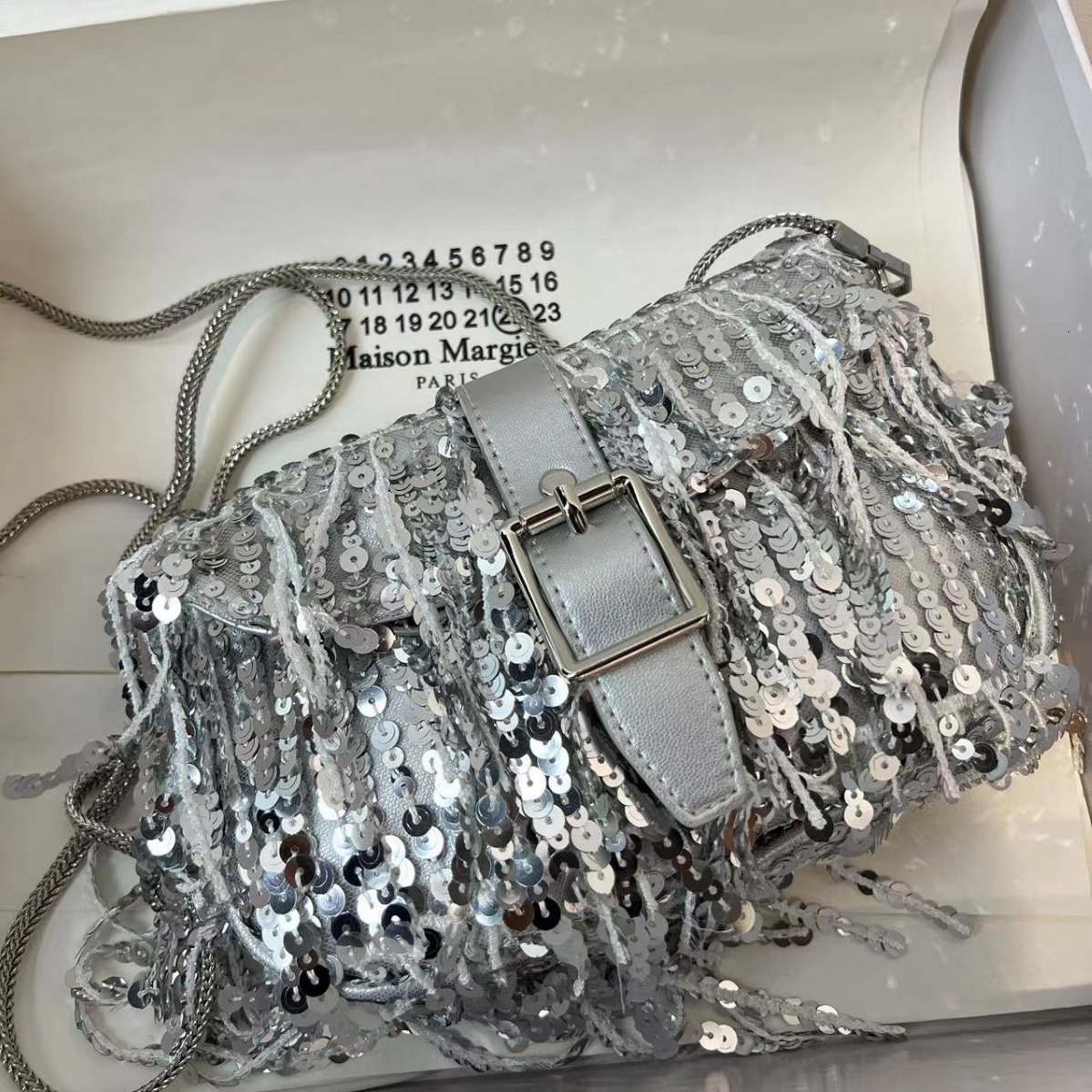 Ax508 Bead Sparkling Tassel Lock Small Square 2024 Spring/Summer New Xiaoxiang Style Fake Single Shoulder Crossbody Bag
