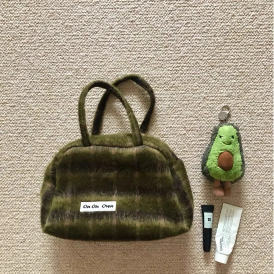 Seaweed Taiwan Green Boston bag womens niche automatic filling messenger bag face value womens niche handbag 250318