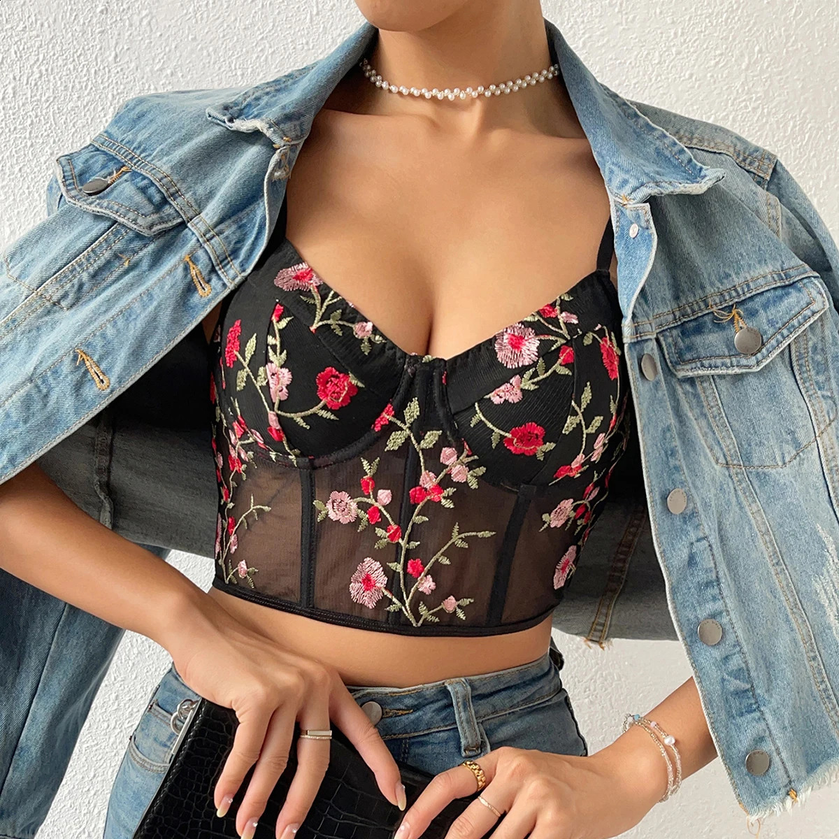 Beauty Floral Embroidery Bustier Black Crop Top with Buckle Halter Tank Tops Female Lingerie Corset Womens Slim Strap Camisole 250319