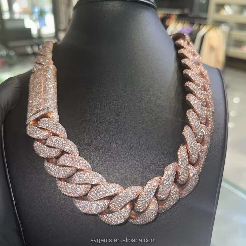 Yu Ying heavy 20mm 22mm men's fully chilled moissanite rose gold and sier Cuban chain necklace hip-hop accessory
