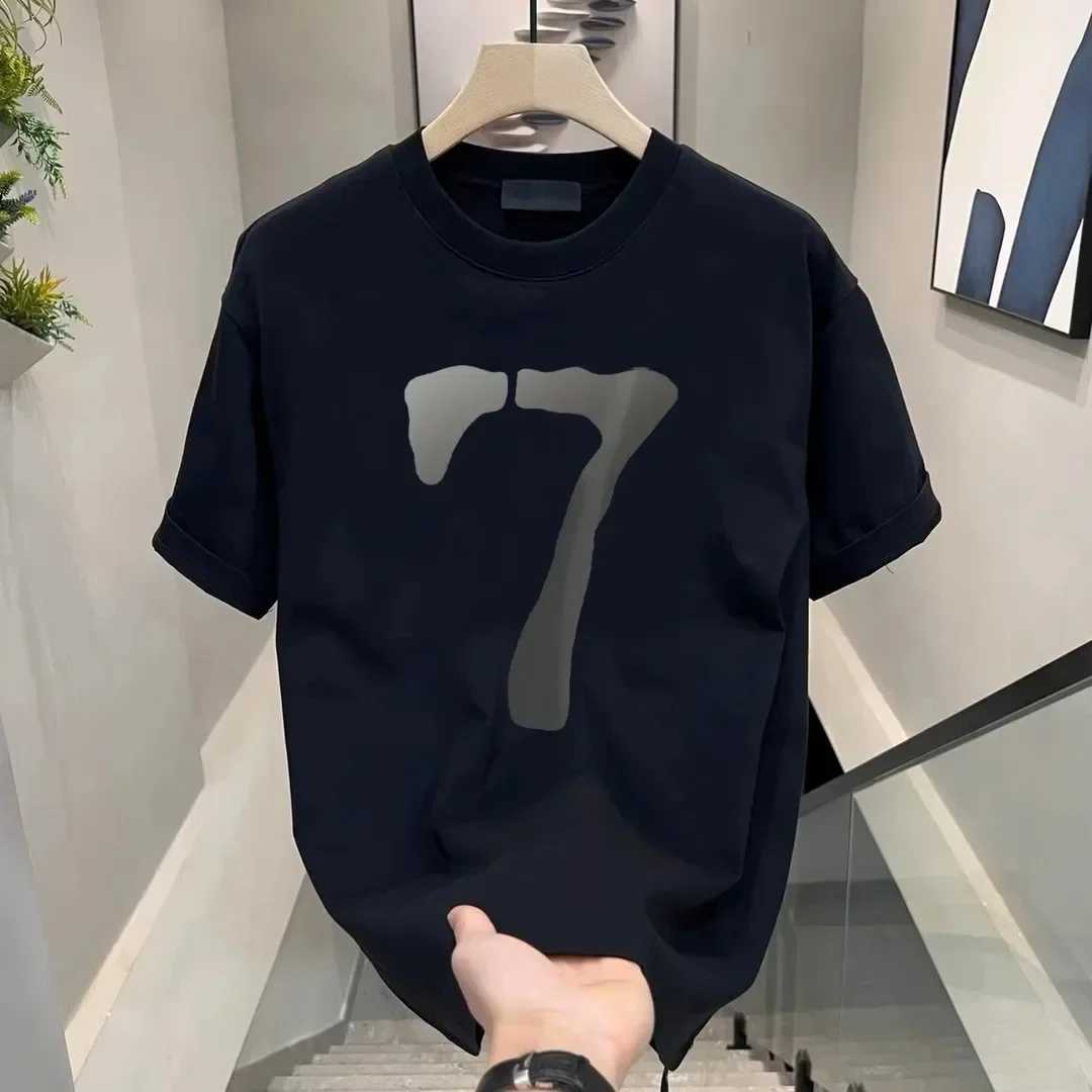 High end short sleeved mens fashionable round neck minimalist printed casual top WK001T250319