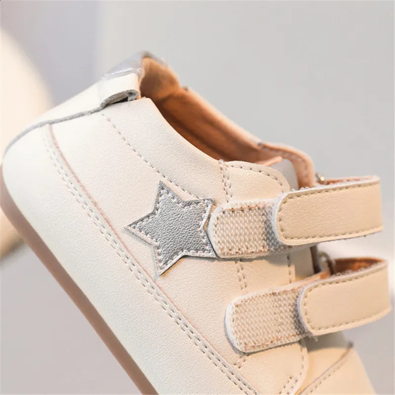 0-5 Years Baby Shoes Microfiber Leather Toddler Boys Barefoot Shoe Star Soft Sole Girls Outdoor Tennis Fashion Kids Sneakers 250319