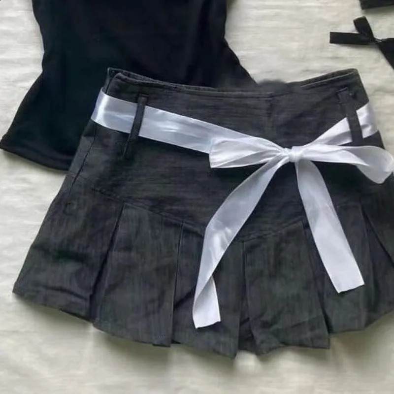 Y2k Aesthetic Subcultural Constrast Color Spliced U Neck Punk Shirts American Harajuku Top Pleated Skirts Two Piece Sets 250319