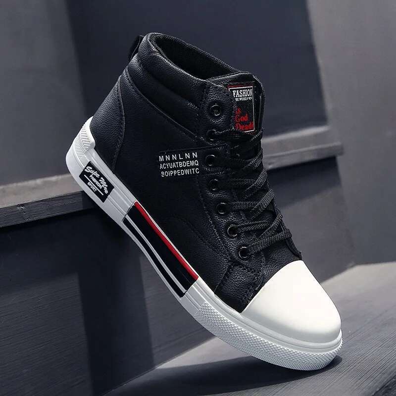 2025 New Breathable Soft soled Men's Casual Sports Shoes by Korean Designer Fashion Student Slow Running Youth Board Shoes