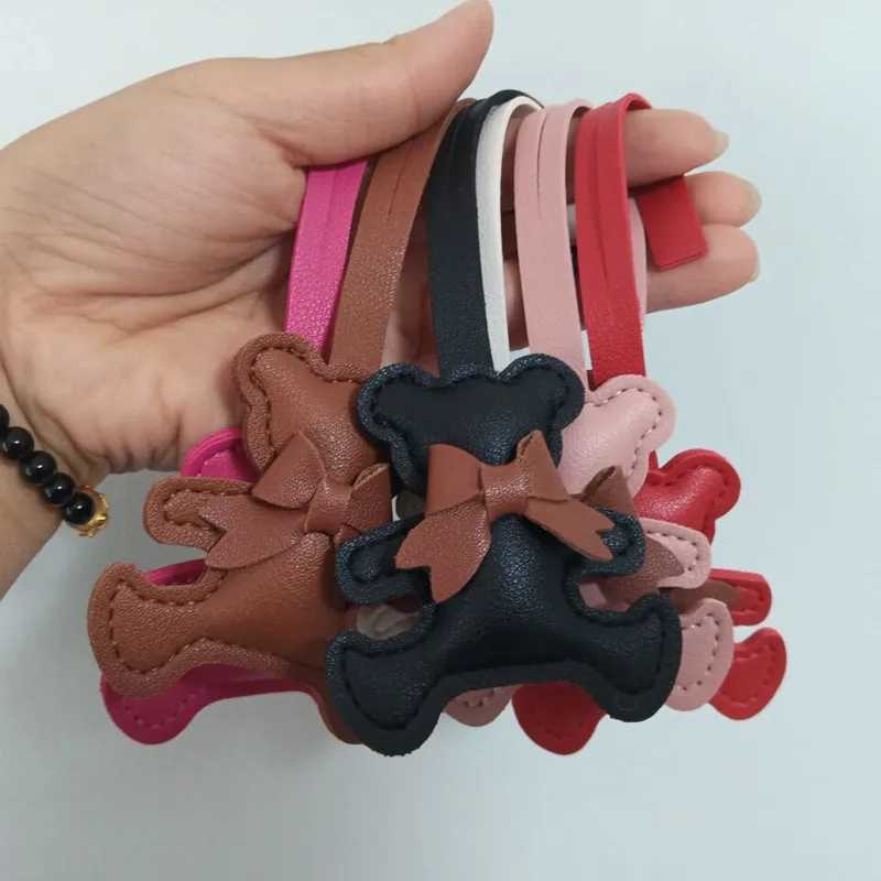 Cartoon PU animal keychain cute bear keychain female keychain backpack pendant jewelry girl giftXJ250319