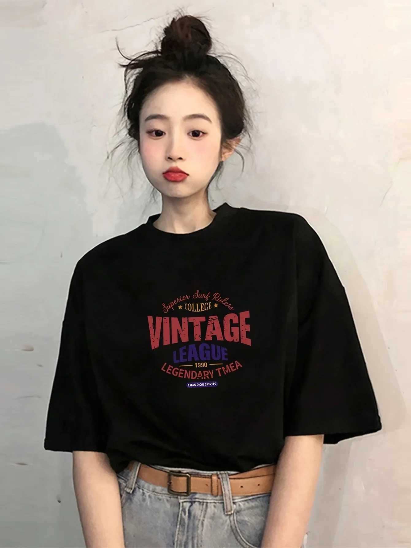 Retro League Letter Printed Womens T-shirt Summer Fashion Cotton Top Comfortable O-neck Short Sleeve Soft Oversized ClothingT250320