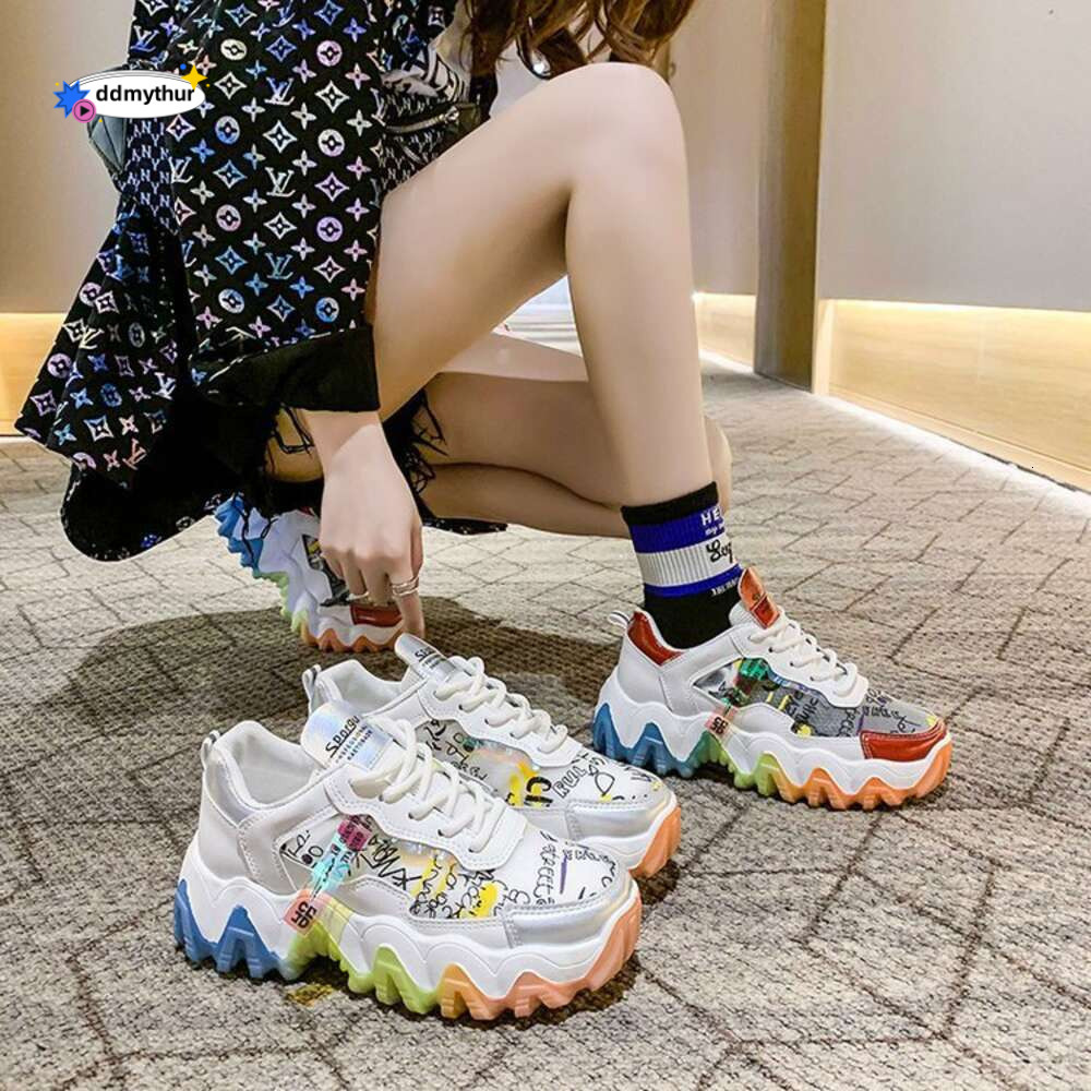 2024Women's summer 2024 new fashion mesh breathable platform sneakers woman vulcanize shoes women flats Women's sports sho ddmythur