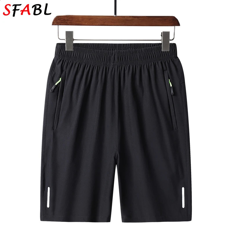 Quick drying and breathable mens board shorts for fitness elastic jogging running runners summer gym exercise clothes at the bottom 250312