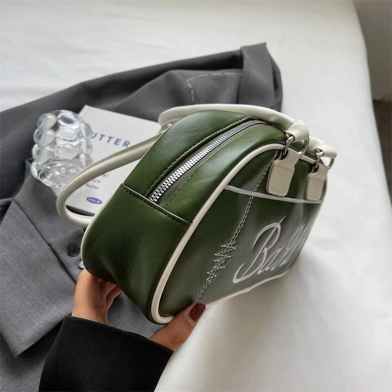 Large capacity letter bottom baseball bag embroidered with retro shoulder bags for American women Y250319