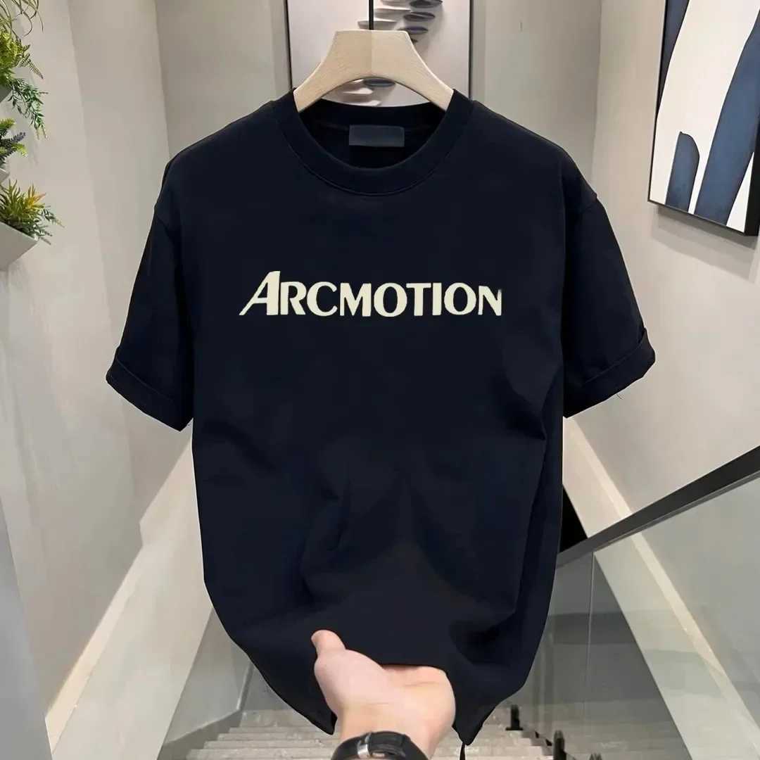 High end short sleeved mens fashionable round neck minimalist printed casual top WK001T250319