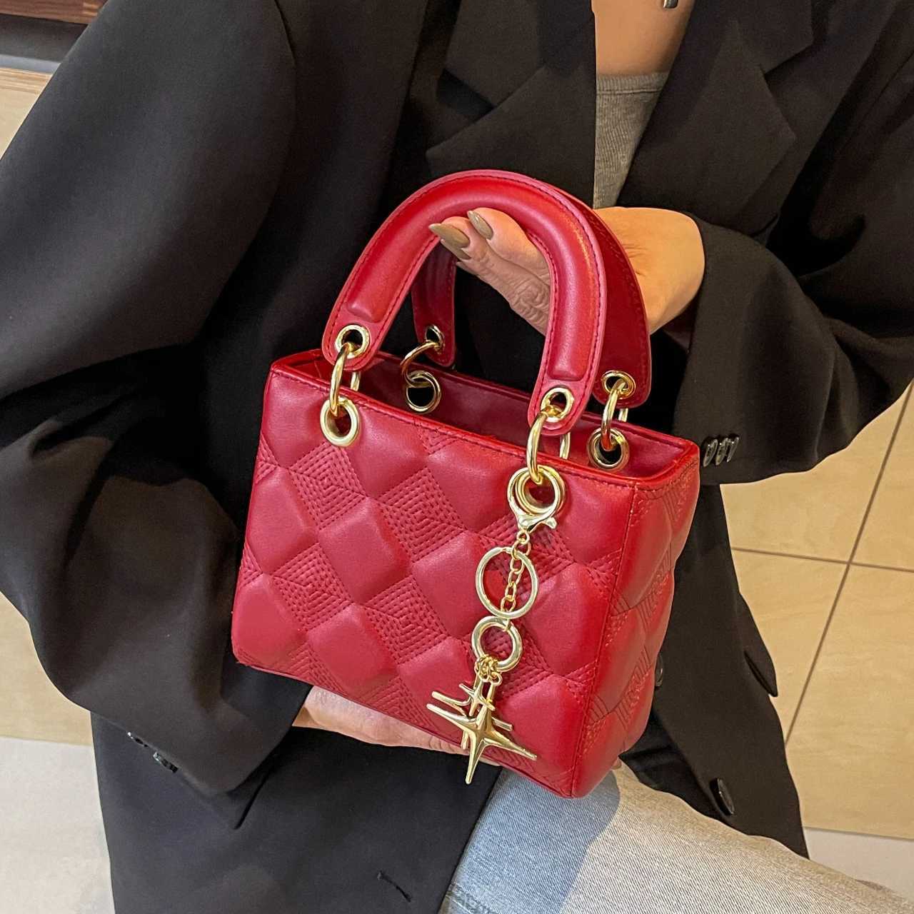 A stylish and simple childrens square bucket bag suitable for shopping traveling dating and taking photos when going out Y250319