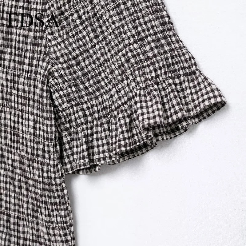 EDSA Womens Cutting Ginkgo Blouse Short Sleeve Ruffle Decorative Button Front Casual Collar Top 250319