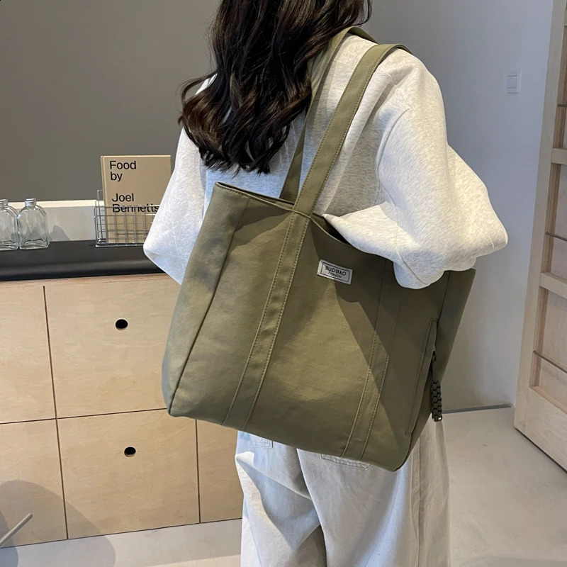 Womens Fashion Shoulder Bag Class Large Capacity Student Tote Bag Work Commuting Carrying Bag Canvas Handbag 250319