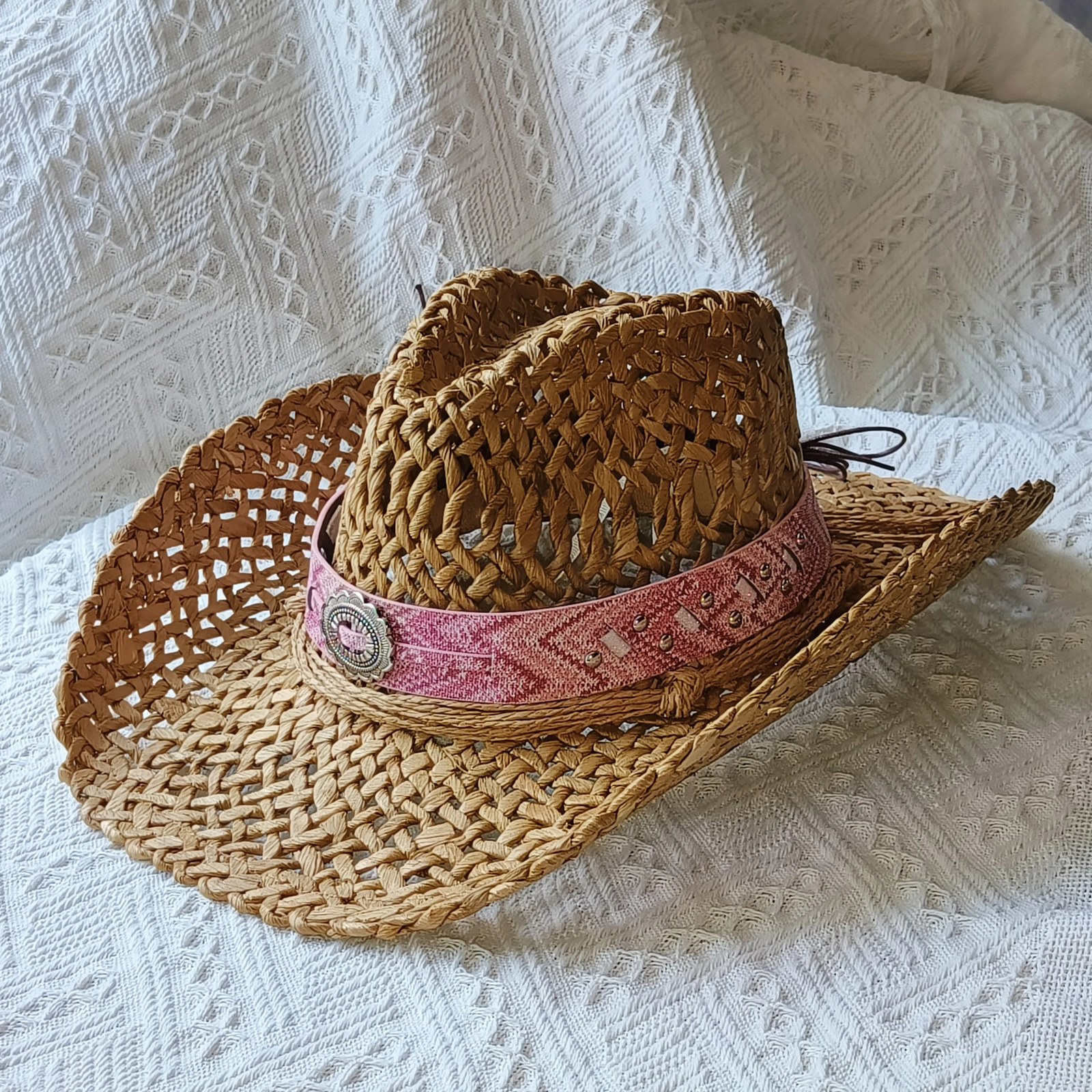 cowboy straw hat wholesale natural corn grass handmade cowboy hats For Men And Women Sun Protection Hats Outdoor Wide Brim cap 250320