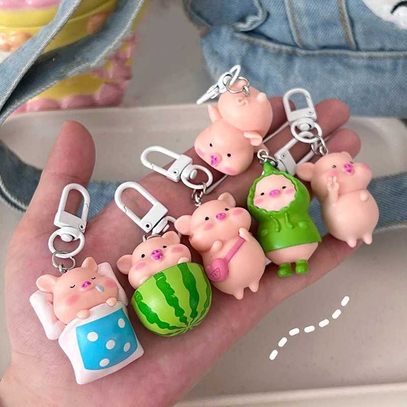 Cute and interesting 3D pig keychain Kawaii pig animal shaped keyring bag mobile phone pendant decoration accessoriesXJ250319