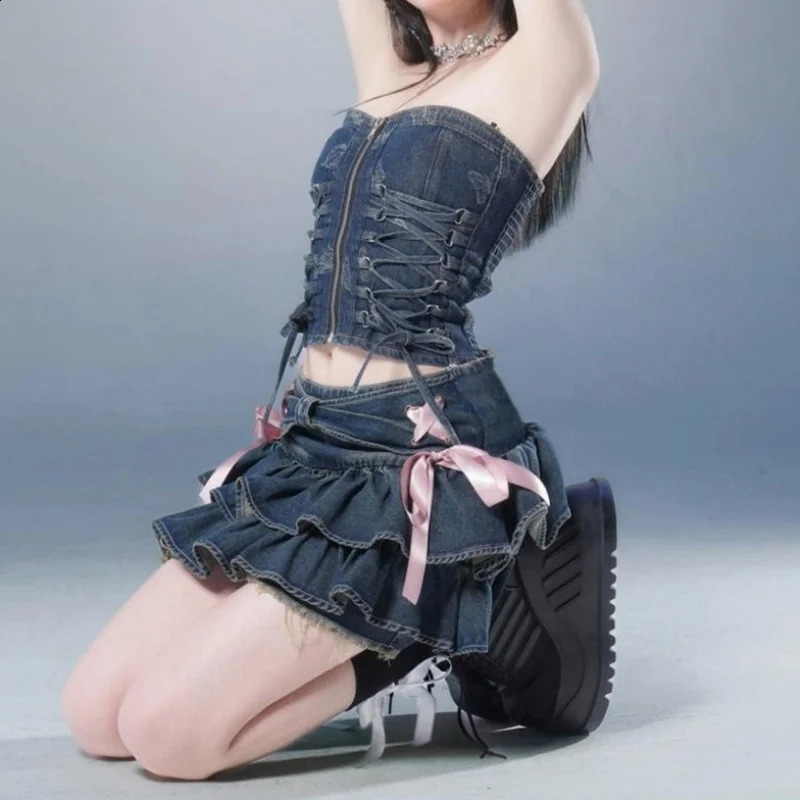 Blue denim pleated Skirt Bow Fold womens A-line short board creates American spicy girl Korean fashionable spicy girl 250317