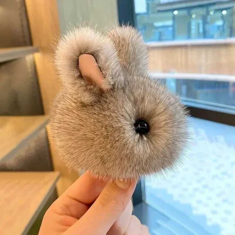 Rabbit keychain ring fluffy bunny pavilion keychain charm cute keychain pocket keychain pendant white gray wholesaleXJ250319