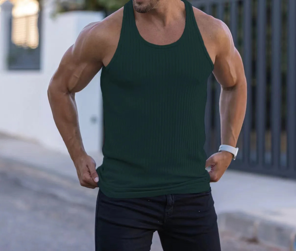 Summer mens fitness vest sleeveless quick drying sports solid color repair height elastic cool breathable tight top 250319