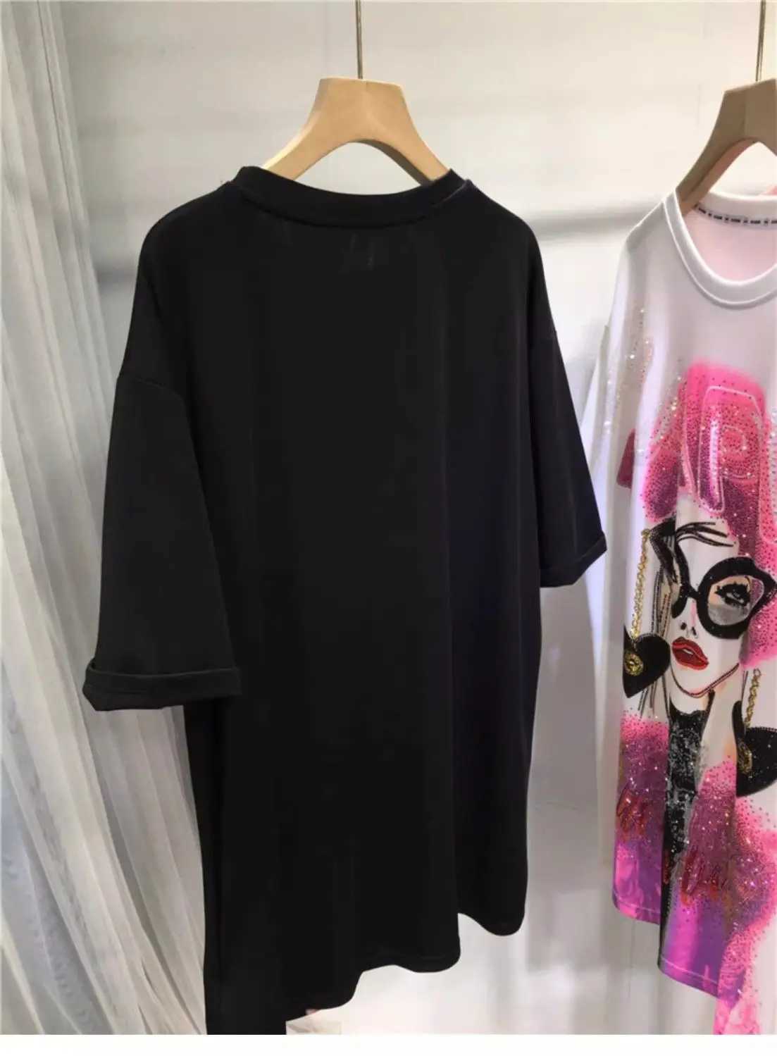 L-4XL Plus Size 150KG Womens Rhinestone T-shirt Summer Printed Womens T-shirt with Large Alphabet Size Large Y2K T-shirtT250320