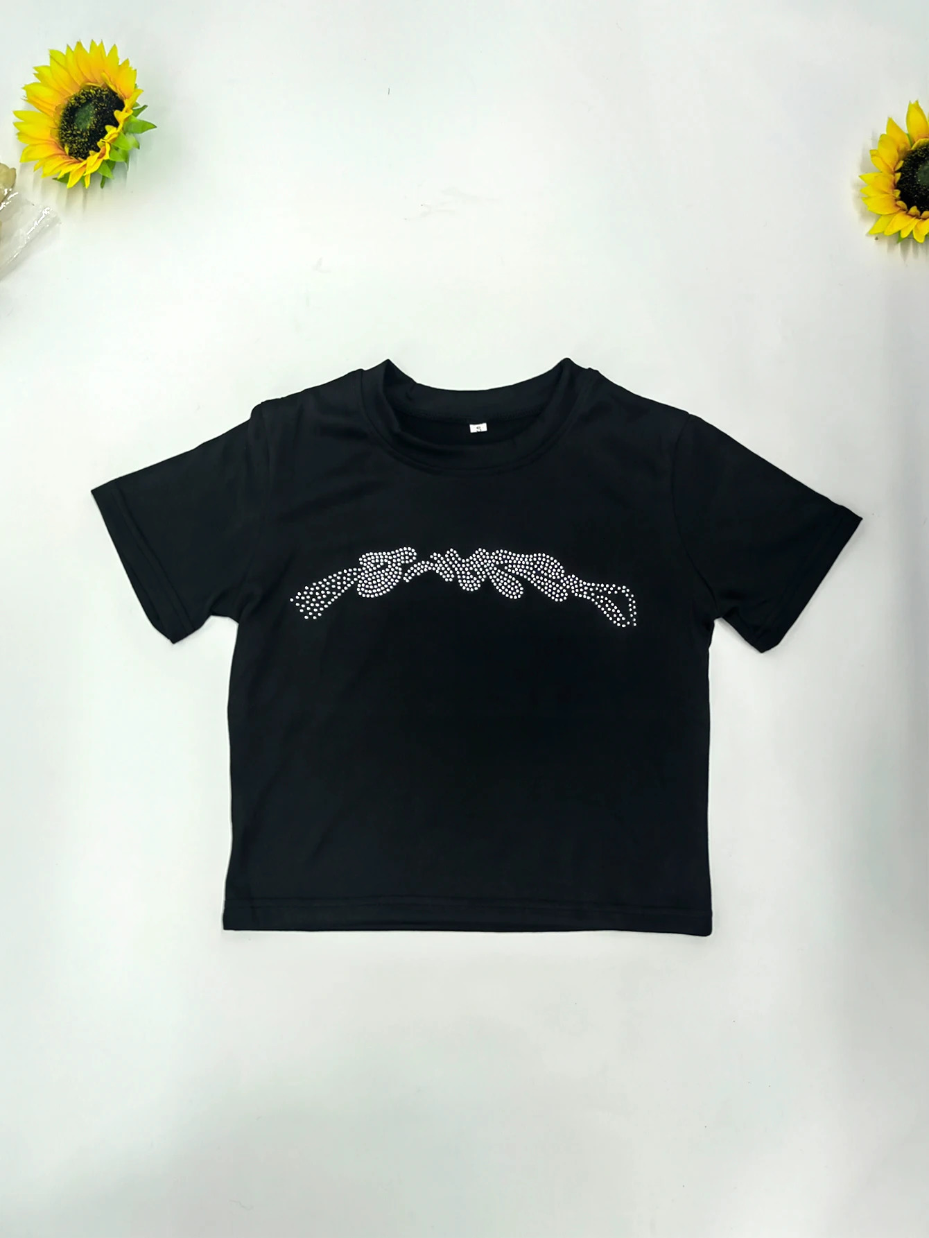 Short T-shirt Women Black Rhinestone Tshirt Diamond Letters Short Sleeve Female O-neck T-shirt Spring Summer 2025 Baby Tee 250320