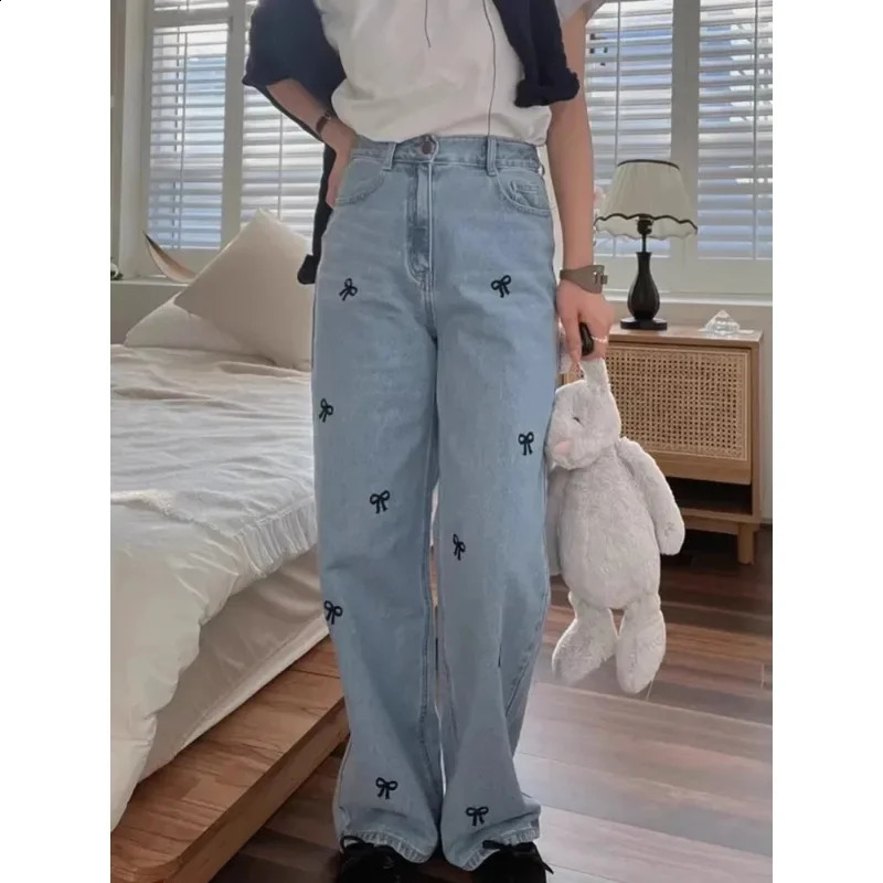 South korea Chic Spring Sense Bow Embroidered High Waist Slimming Wide Leg Mopping Jeans Trousers Women 250319