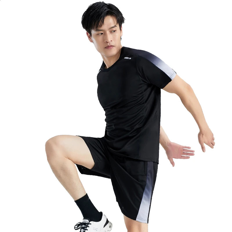Mens Patchwork T Shirt Sports Suit Gym Quick Dry Casual Running Set Summer Short Sleeve Shorts O Neck Fashion Tracksuits 250319