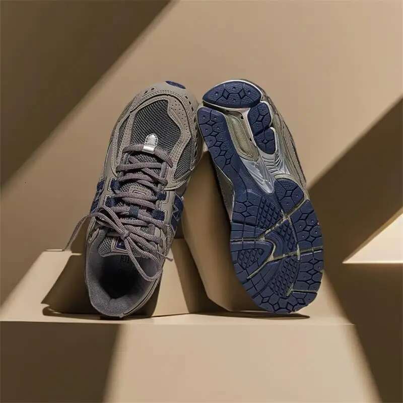 Versatile Trendy Series Men's and Women's Sports 2024 Summer Dad Br eathable Runn ing Shoes