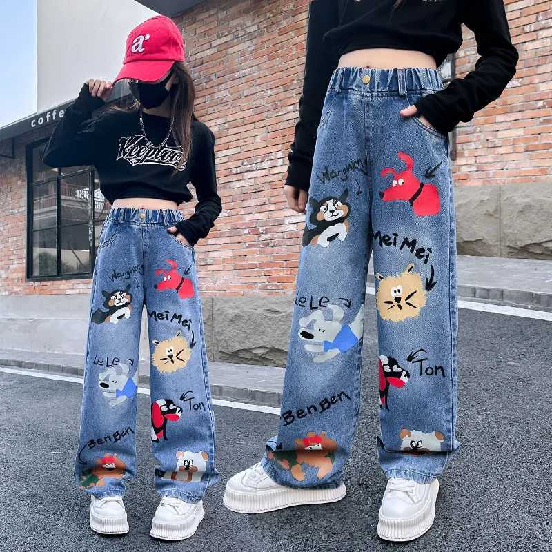 Teenage Girls Jeans New 2025 Cartoon Printed Elastic Middle Waist Loose Denim Trouser Spring Fashion Childrens Cute Wide Leg PantsT2502320