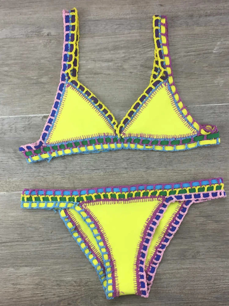 Crochet womens knitted swimsuit chloroprene rubber bikini beachwear bohemian style swimsuit two-piece swimsuit 250314