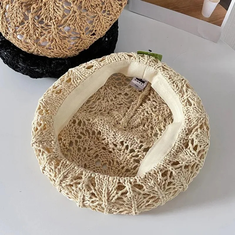Women Handmade Crochet Beret Cap Solid Color Hollow Out Sweet Floral Weave Lady Leisure Vintage Slouchy Painter Hat 250320