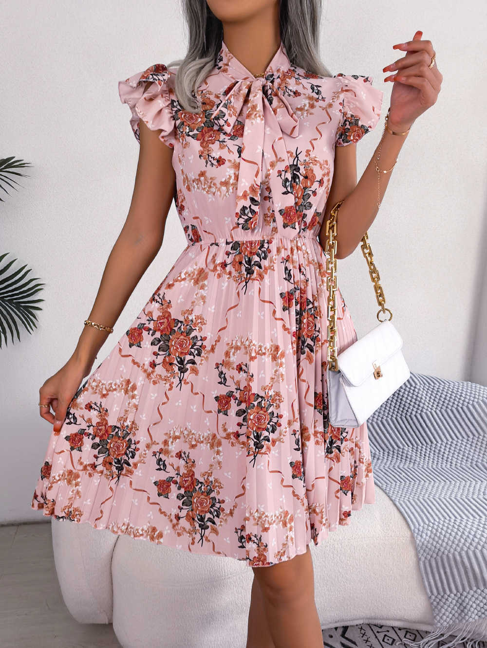 Spring/Summer Charm Flower Lace up Waist Folding Skirt Women's Wear 250315