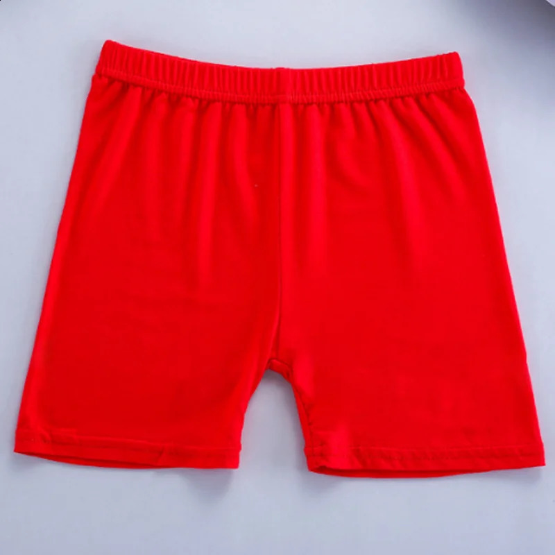boy and girl shorts cghj chgjhk jhvjyh 250312