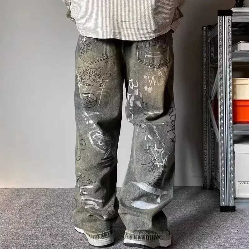 New graffiti printed mens luggage jeans Y2K retro Distressed blue Harajuku jeans High Street straight leg jeansT250319