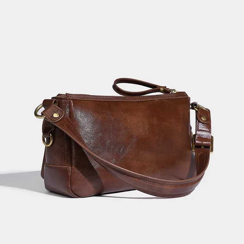 Korean style fashion Versatile womens handbag retro niche design sexy shoulder bag Y250319