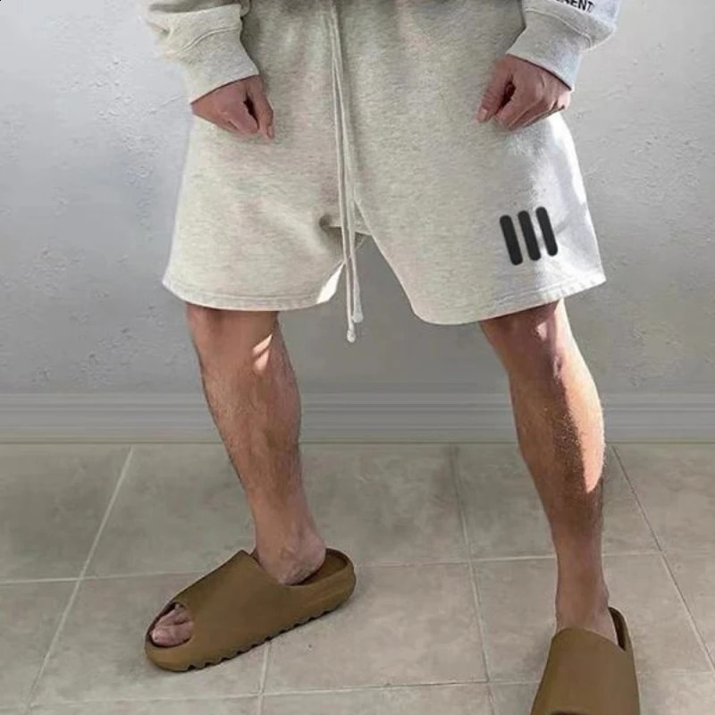 Mens pull rod tie waist short three bar shorts loose sports and casual cotton onefifth mens pants 250319