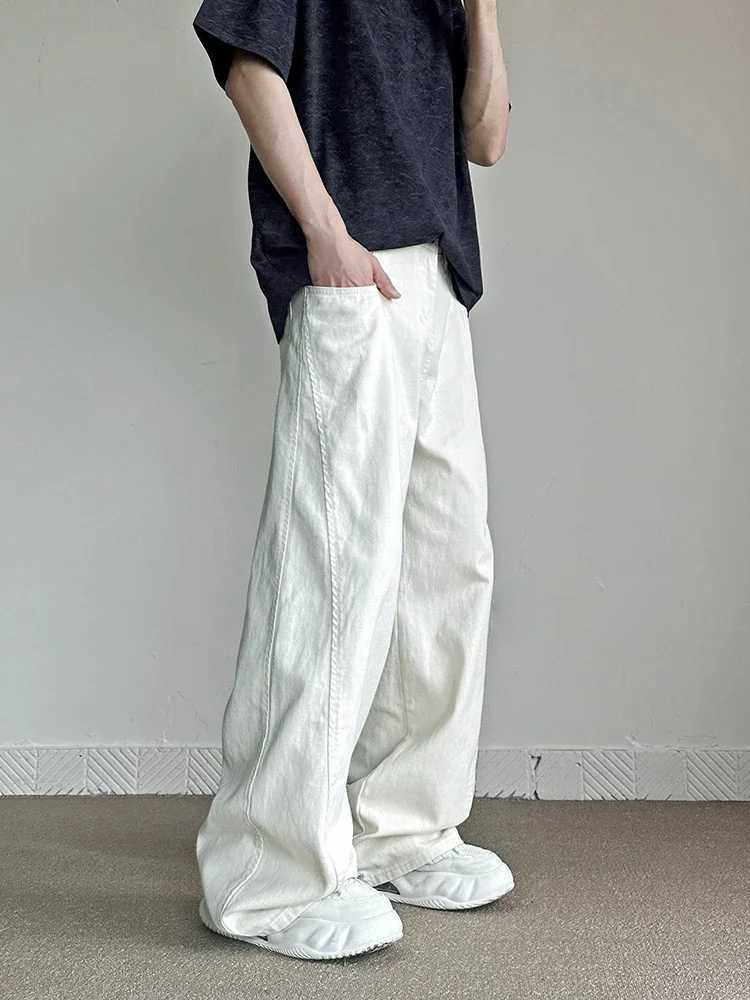 Mens Fashion Loose Harajuku White Jeans American Street Casual Straight Trouser Hip Hop Trendy Denim Pants Mens ClothingT250319