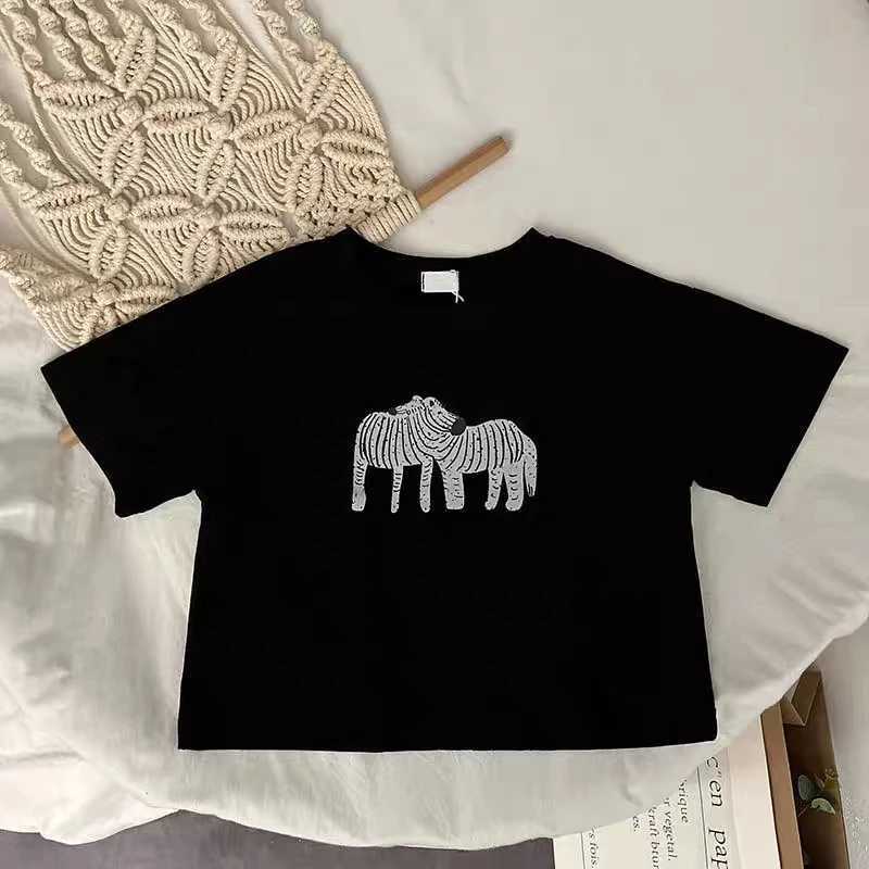 Animal pattern baby boy girl short sleeved shirt childrens T-shirt summer loose and fashionable childrens T-shirtT250320