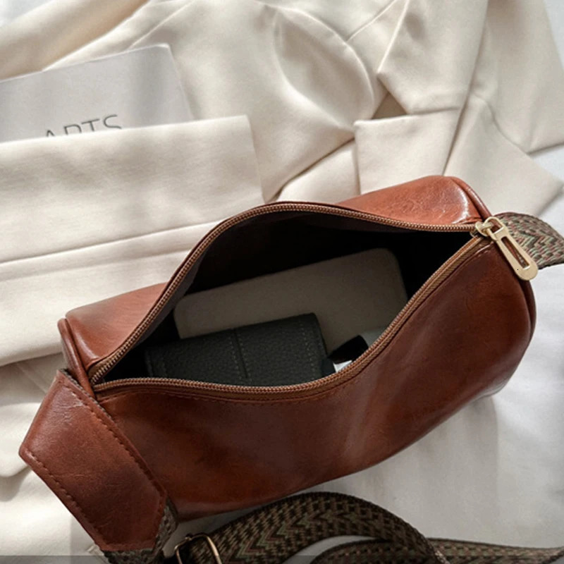 Retro PU Leather Boston Womens Small Handbag and Wallet Fashion Cross Body Bag Womens Casual Travel Pillow Shoulder Bag 250318