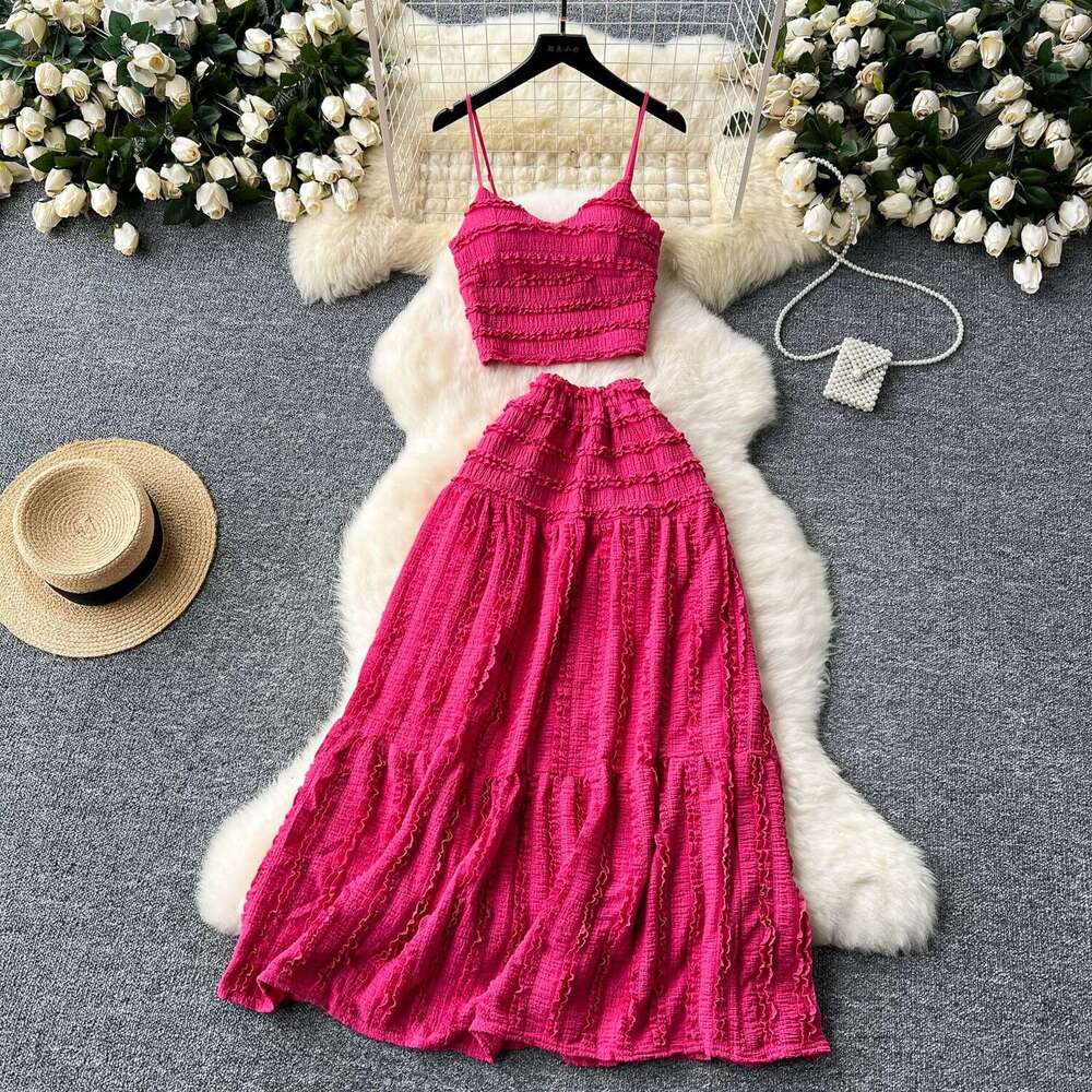 Dresses for Woman Designer Dress White Dress Devise Buttock Age Reducing Summer 2025 New Camisole Top Short Versatile Big Swing Skirt Sweet Two-piece 