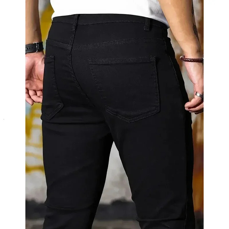 Spring 2025 Mens N Leg Jeans Comfortable Pocket Straight Denim Pants Classic Solid Casual Day 250320