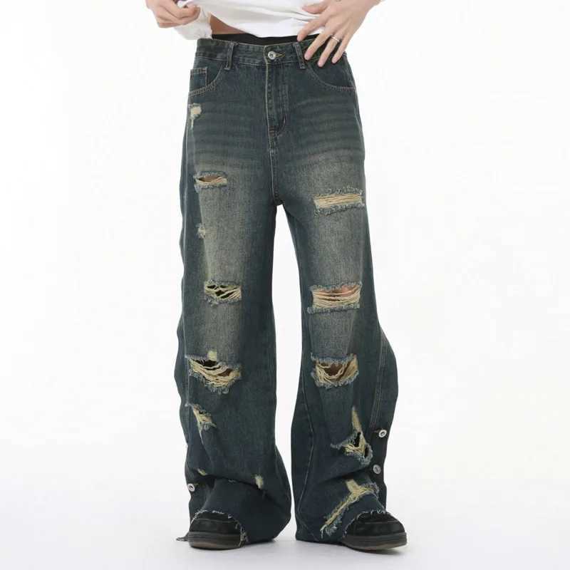 New Mens Wear Hole Heavy Industry Personalized Fashion Versatile Wash Loose Jeans Trend in the US StreetT250319