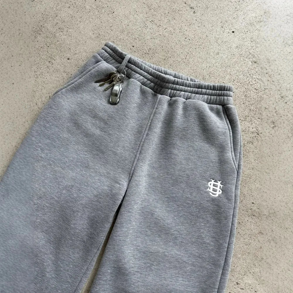 Y2k Retro Loose Straight Pants Men Tracksuit Pants Personalized Leg Zipper Embroidery Hip Hop Harajuku Casual Pants 250319