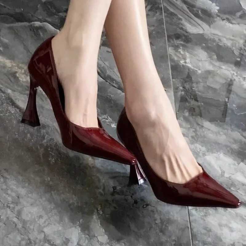 Womens Elegant Wine Red Pumps Shallow Mouth Slip Chunky High-heeled Shoes Womens Sexy Point Toe Versatile Party Banquet Shoes Y250319