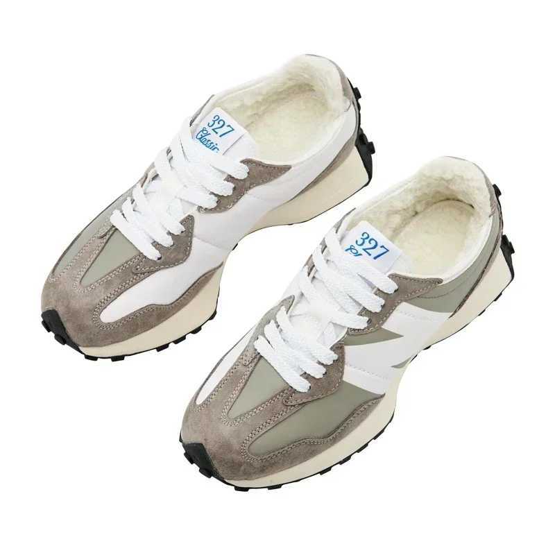 ic retro mens casual New breathable and cfortable student outdoor fiess sports hiking shoes Y250320