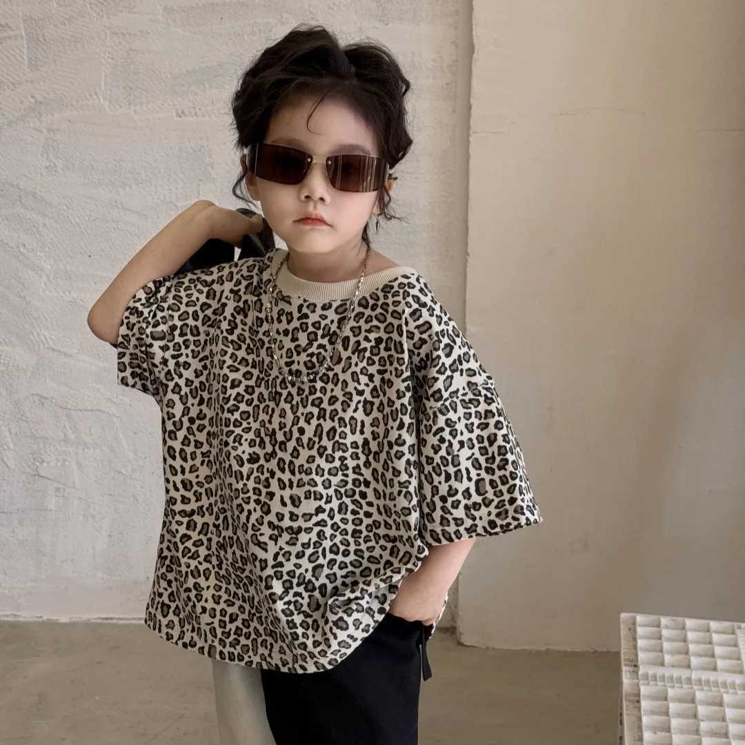 Childrens clothing childrens casual T-shirt 2025 summer short sleeved fashionable leopard print half sleeved cool top suitable for boys and girlsT2503
