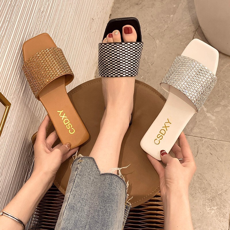 Designer Large Outdoor Slippers 2025 Women's New Fashionable Sandal Summer Fashion One Word Drag Single Item Rheinstone Comfortable Cool Slippers