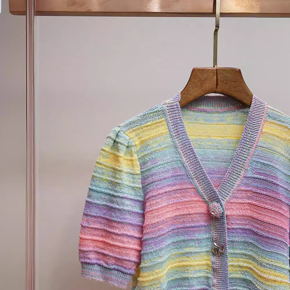 Shenzhen Nanyou High End European Women's Summer New Collection Reduced Age Rainbow Gradient Handmade Crystal Button Knitted Shirt Top